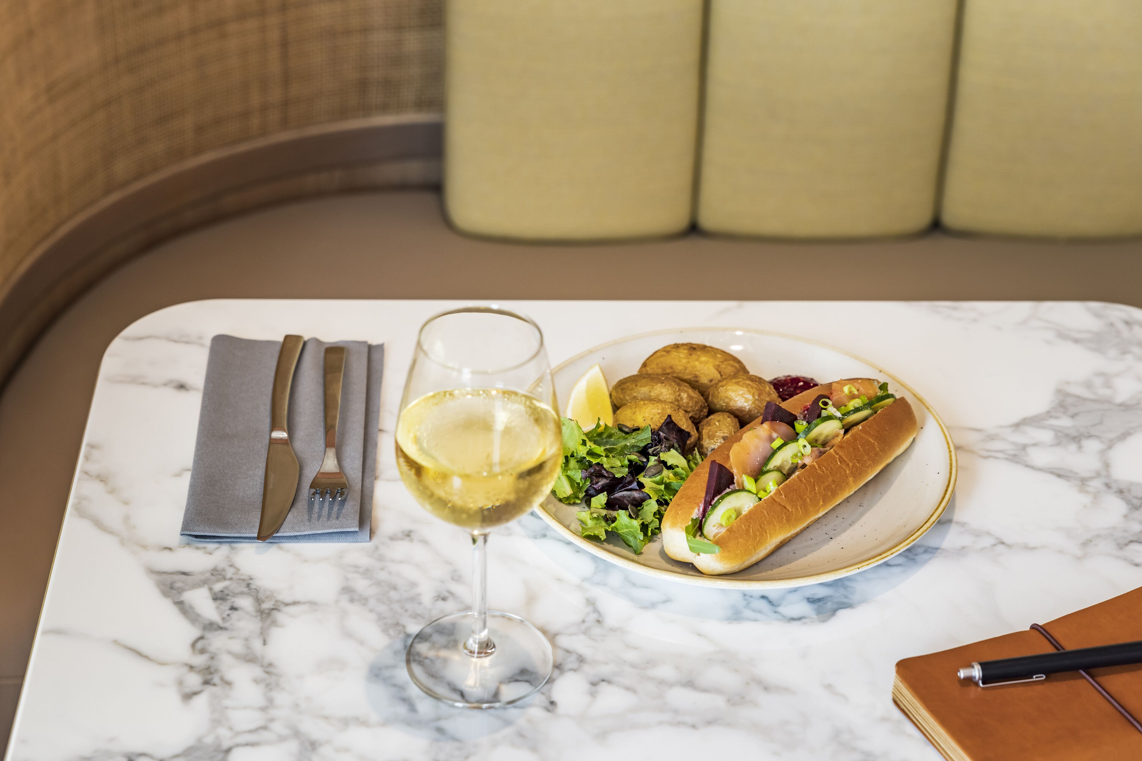 lunch and dinner served