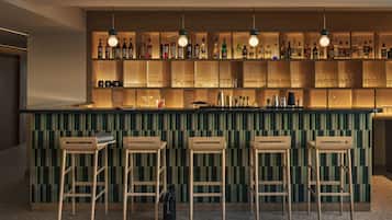 Bar (in der Unterkunft)
