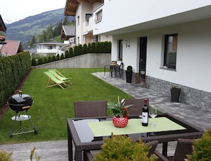 Outdoor dining - wonderful apart in Gerlosberg (Tirol)