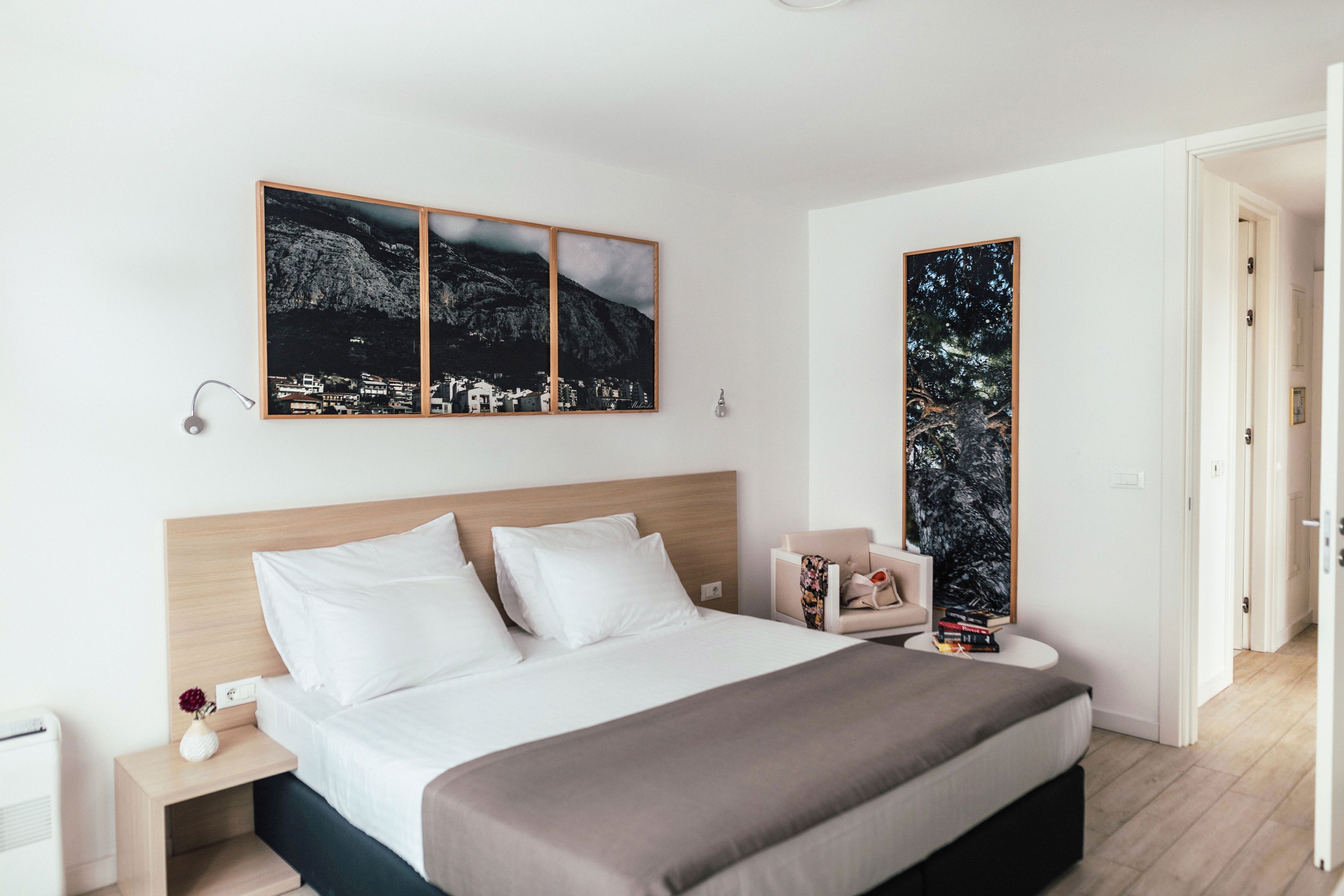 In-room safe, desk, laptop workspace, blackout curtains