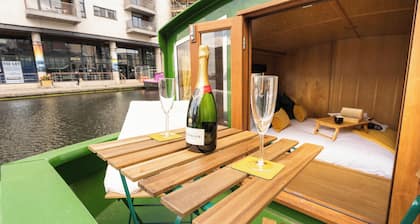 Luxury Boat, Floating Barge Accommodation