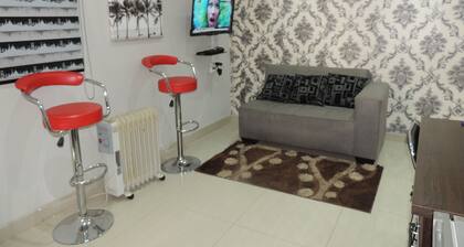 Diamond Apt with Wifi, Netflix,YouTube& Dstv