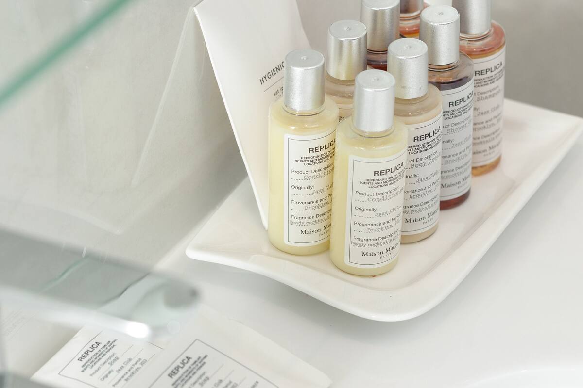 Bathroom amenities | Free toiletries, hair dryer, bathrobes, slippers