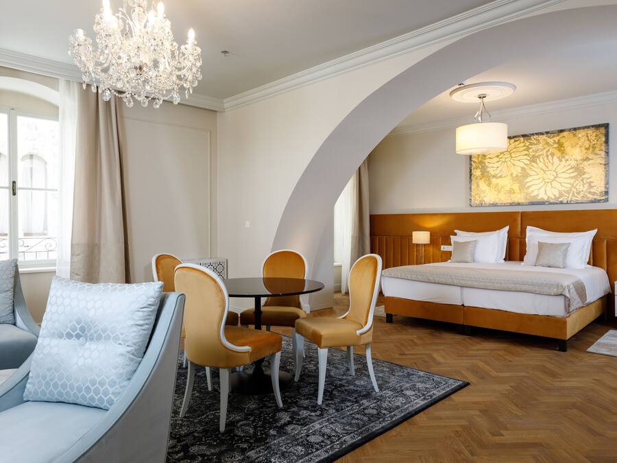 Suite estudio ejecutiva | Ropa de cama hipoalergénica, edredón y camas con efecto memoria