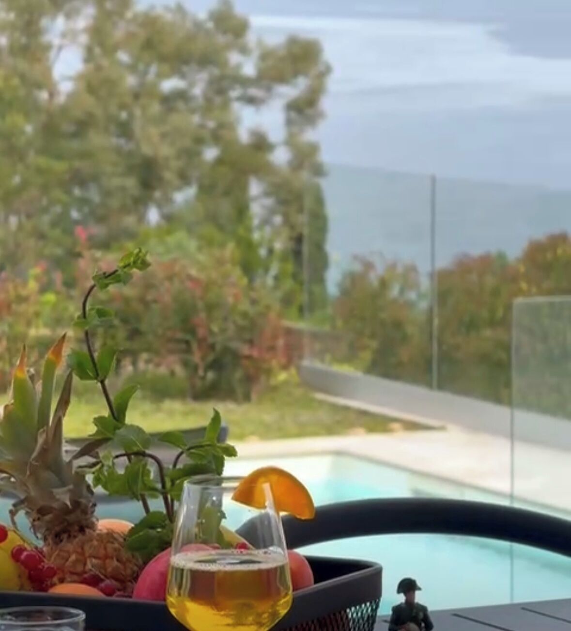 Piscine extérieure, piscine chauffée