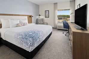 Schreibtisch, laptopgeeigneter Arbeitsplatz, Bügeleisen/Bügelbrett