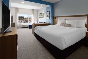 Deluxe Studio, 1 King Bed, Non Smoking | Desk, laptop workspace, iron/ironing board, free cribs/infant beds - La Quinta Inn & Suites by Wyndham Locust Grove (Locust Grove)