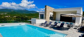 VILLA MARENGO EXCEPTIONAL SEA VIEW LARGE SWIMMING POOL LUXURY AMENITIES 