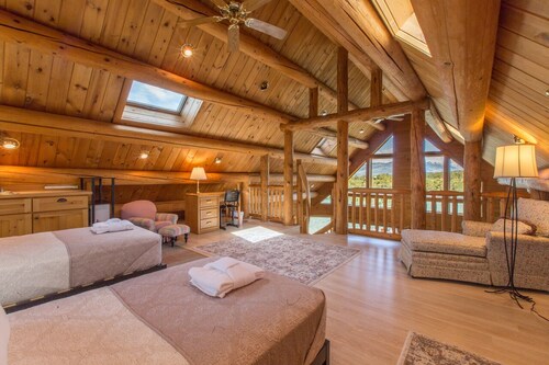 Colorado Luxury Log Home - 40 Private Acres - Fire Pit - Views STR2025-009