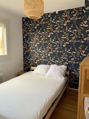 2 bedrooms, desk, travel crib - Appartement Lumineux, Plein de Charme (Neufchâtel-Hardelot)