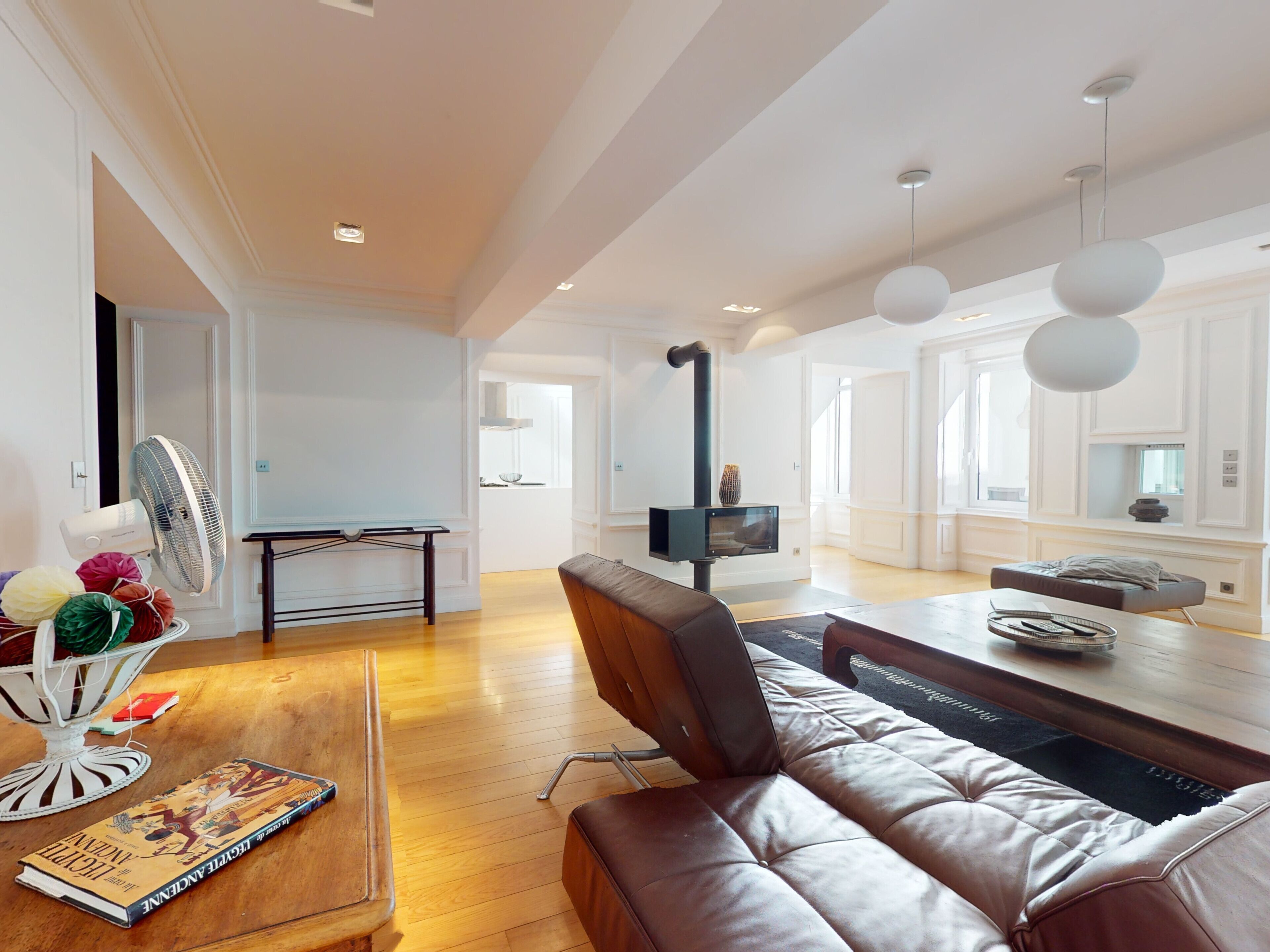 Le N° 10 - Apartment of 200 sqm with patio of 35 square meters in Old Town