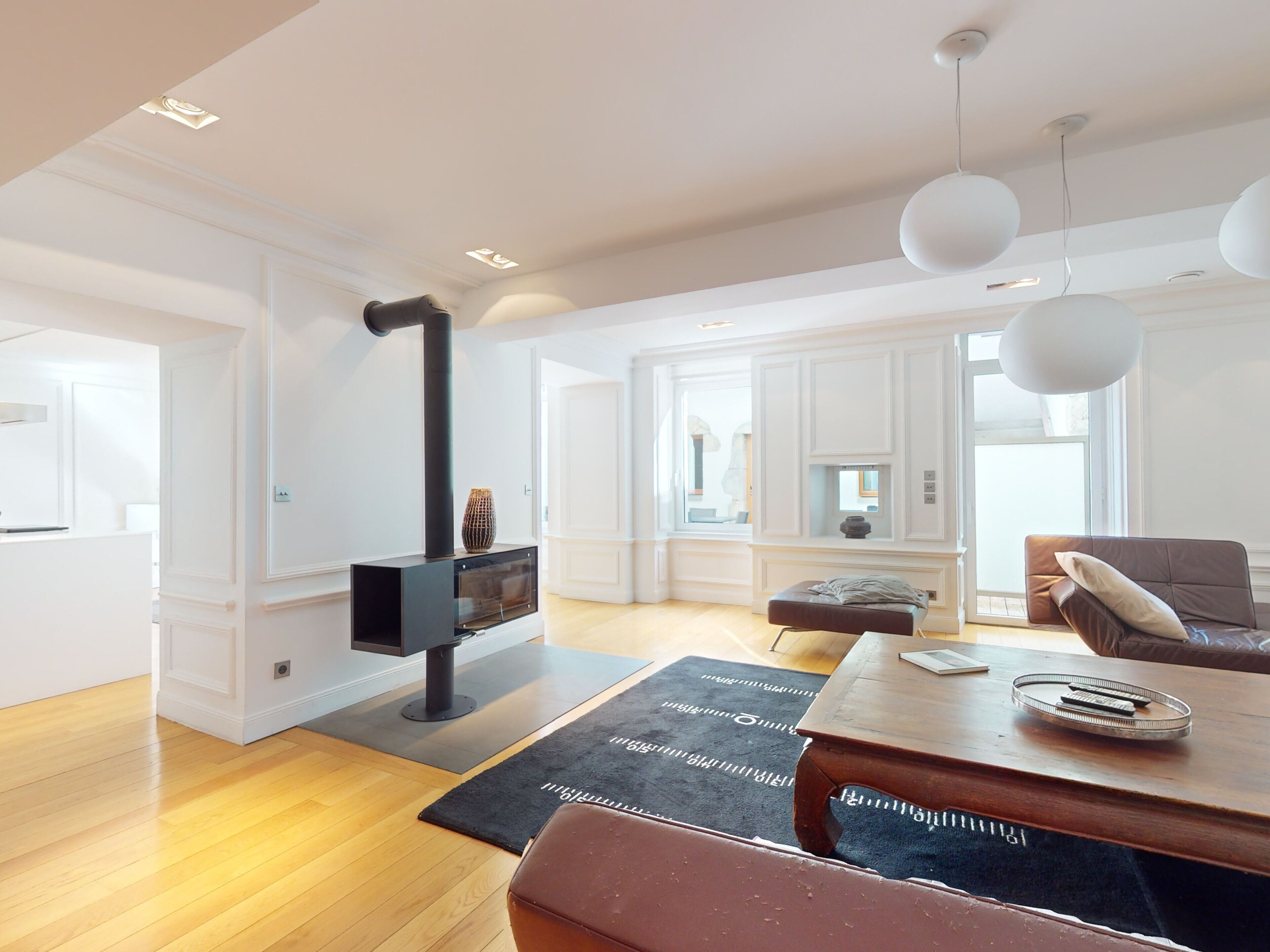 Le N° 10 - Apartment of 200 sqm with patio of 35 square meters in Old Town