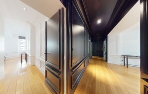 Interior - Le N° 10 - Apartment of 200 sqm with patio of 35 square meters in Old Town (Annecy)