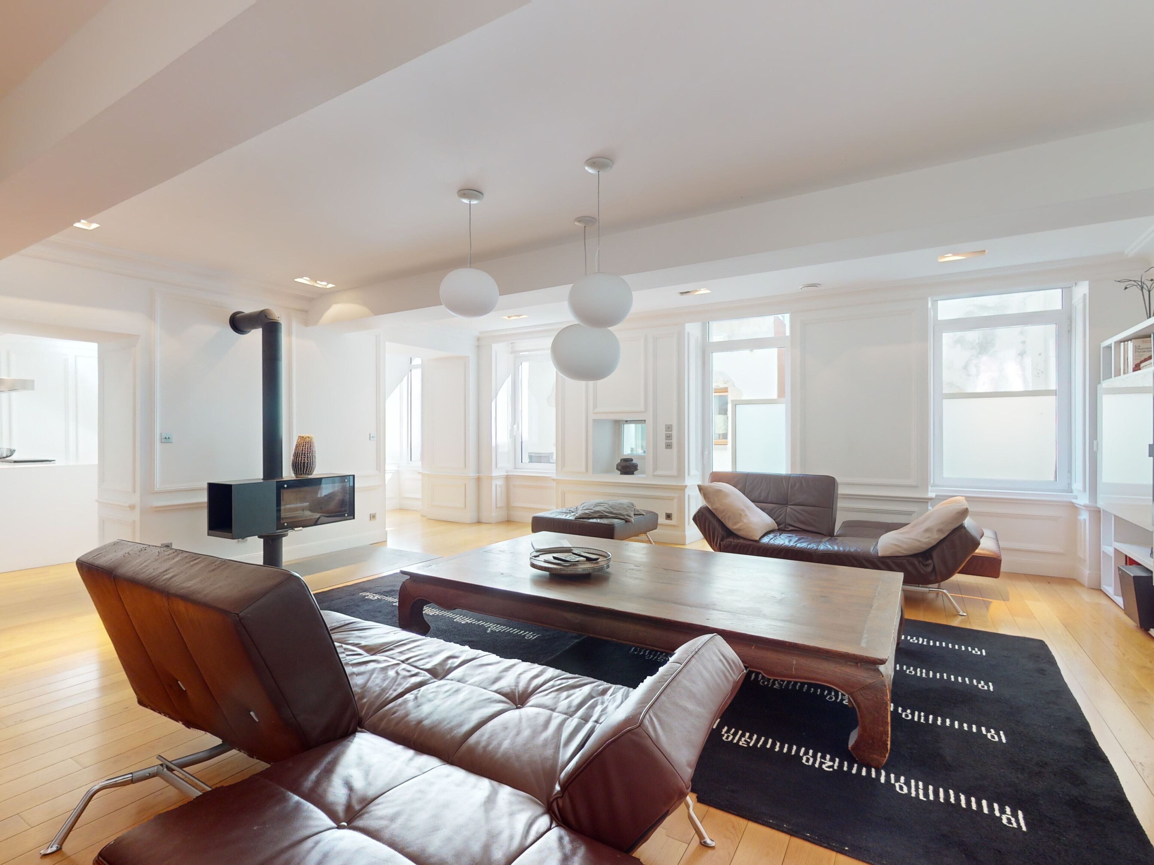 Le N° 10 - Apartment of 200 sqm with patio of 35 square meters in Old Town