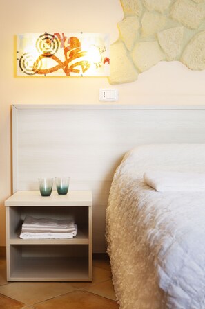 10 habitaciones, wifi y ropa de cama 