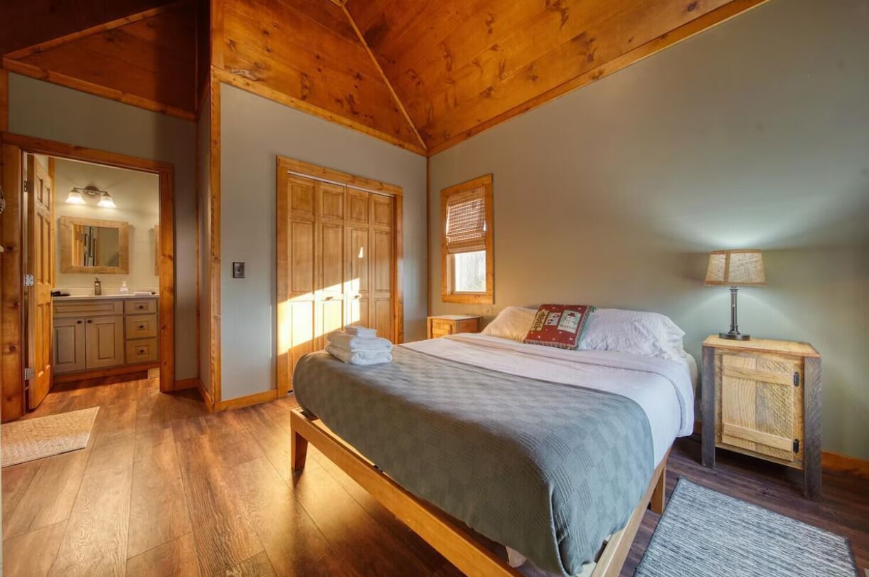 3 bedrooms, free WiFi, bed sheets