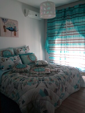 2 bedrooms, WiFi - Designer's own home (Kenitra)