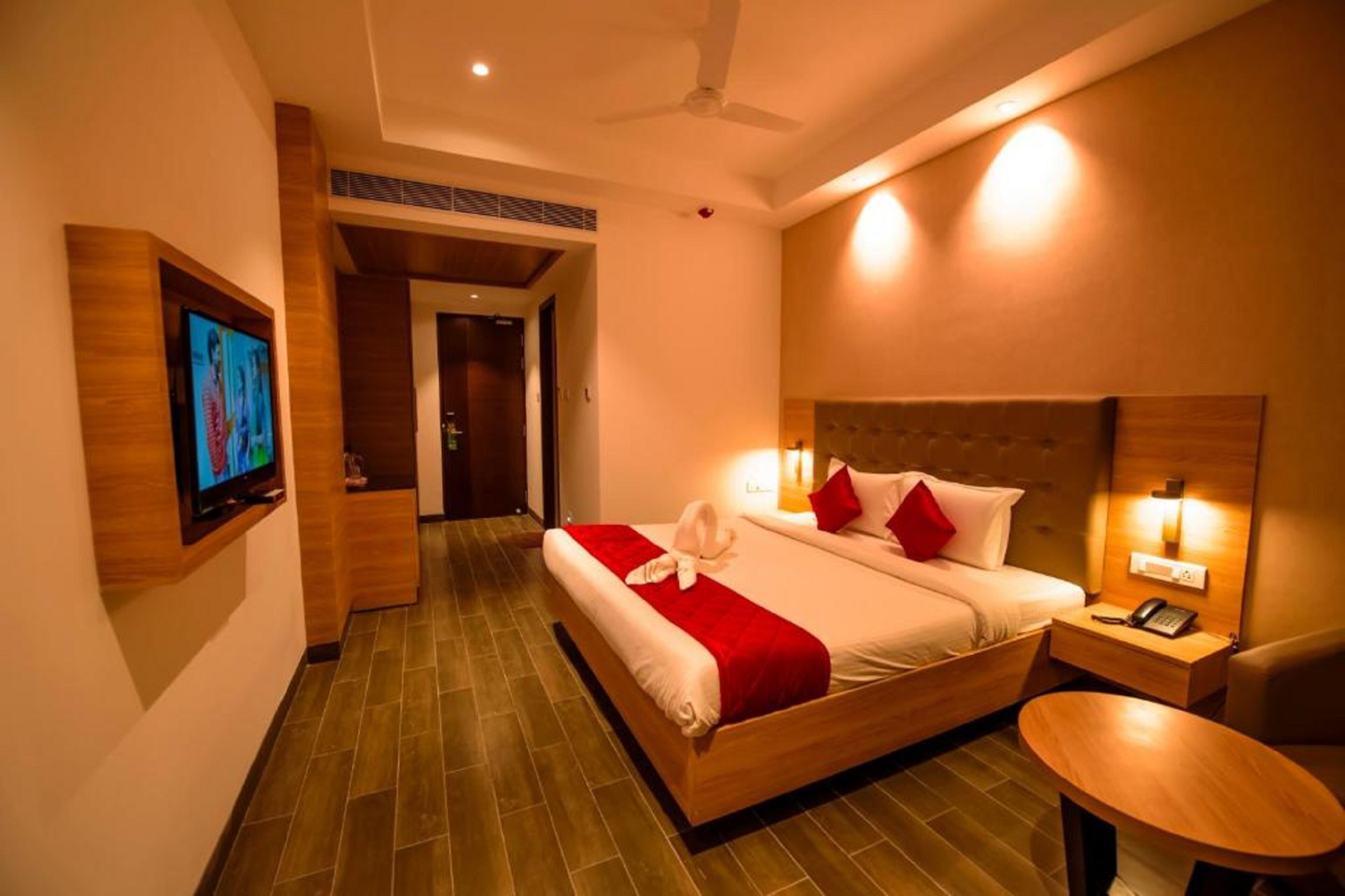 Executive Double Room | Egyptian cotton sheets, premium bedding, rollaway beds, free WiFi