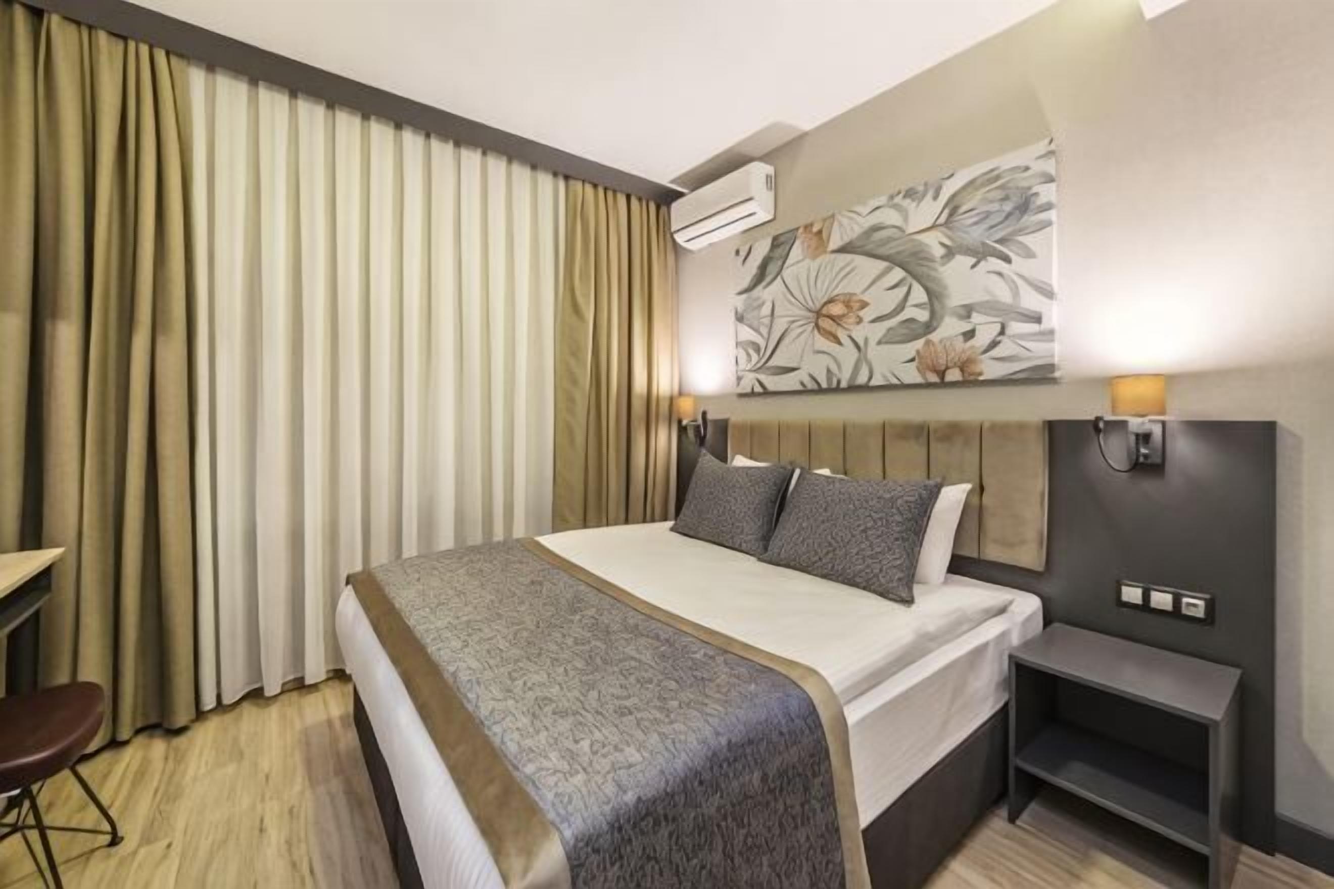 Minibar, coffres-forts dans les chambres