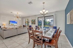 Dining - Grand, Luxurious Home, Toy Story Room and Big Pool Area #9cg476 (Davenport)