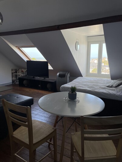 Studio, SEA VIEW. 300m from the beach