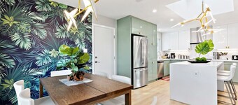 @ Marbella Lane - SJ Designer Home | 3BR | Ldry+P