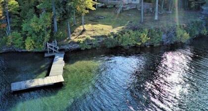 The POINT and Cottage - Lakefront property with spectacular views!