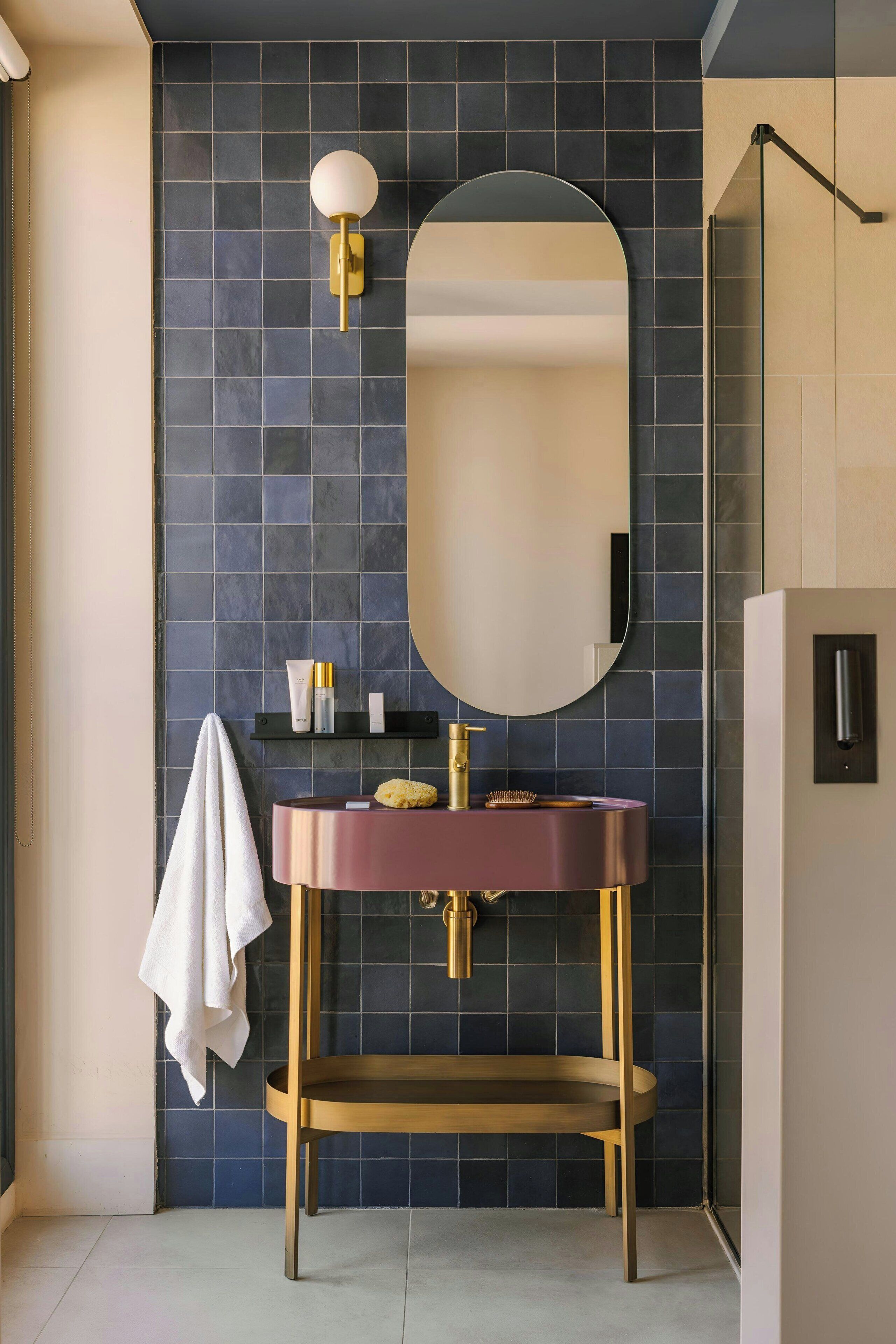 Photo - Ikonik Jean Medecin Hotel