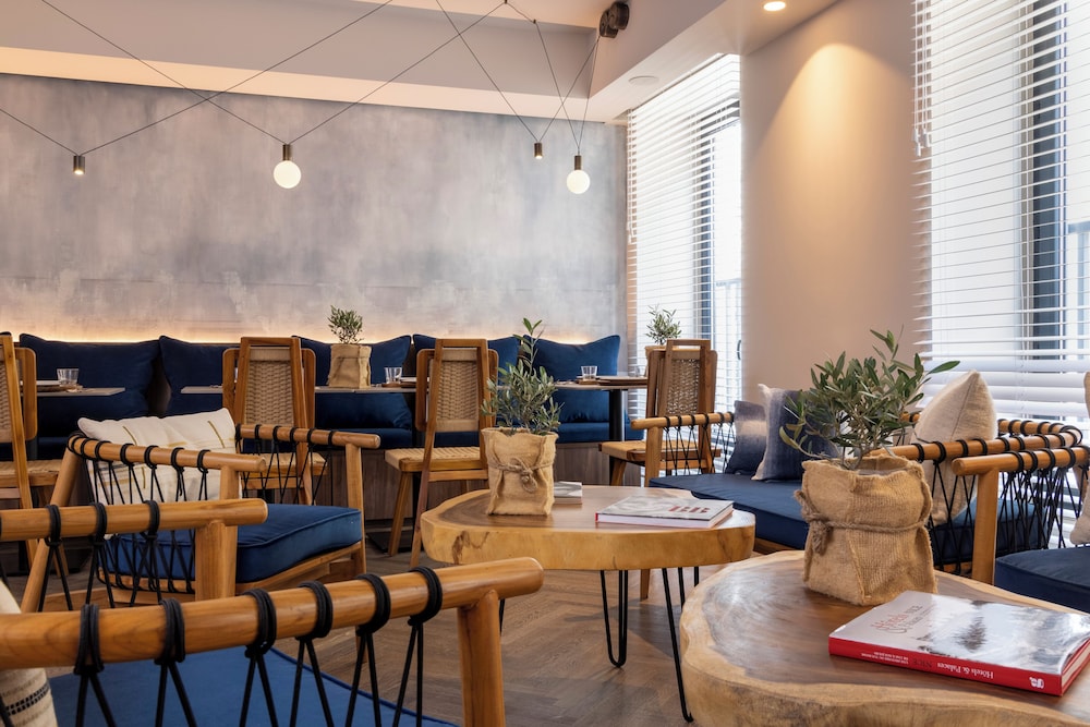 Ikonik Jean Médecin by null