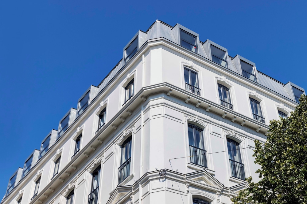 Yelo Jean Médecin Hotel, Sonder by null