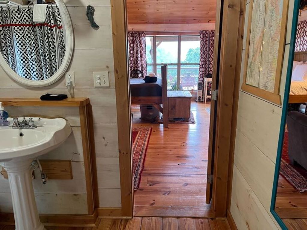 Rooster Ridge Studio - Mountain View - Hot Tub