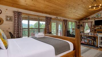 1 bedroom, WiFi (free), bed sheets