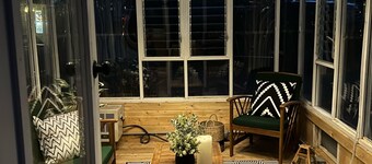 Cozy cottage retreat that’s perfect for recharging.