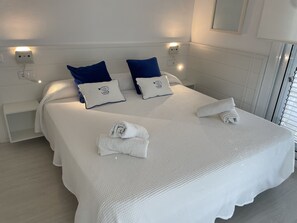 3 chambres, fer et planche à repasser, Wi-Fi gratuit, draps fournis