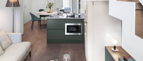 Deluxe Apartment, 2 Bedrooms | Living area