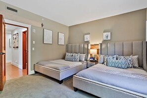 2 habitaciones y camas con efecto memoria 