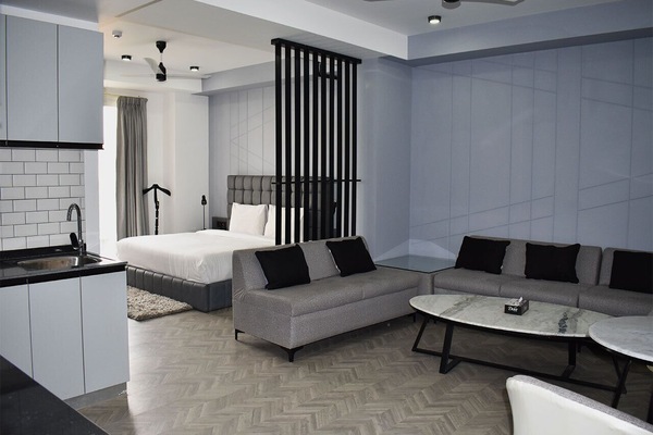 BedChambers Serviced Apartments Mg Road, Gurgaon.