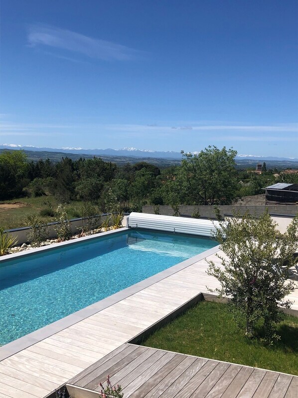 Outdoor pool, a heated pool