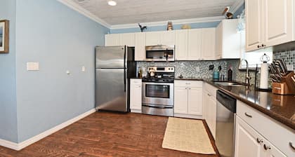 "All Decked Out NSB" Ocean Views, Private Fenced Yard, BBQ, Bikes, Beach toys