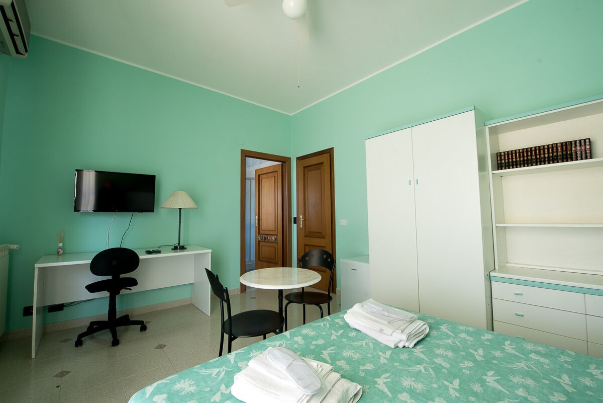 VILLA IARA IN CERVETERI WITH PRIVATE SWIMMING POOL