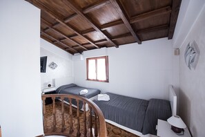 4 bedrooms, in-room safe, desk, soundproofing - VILLA IARA IN CERVETERI WITH PRIVATE SWIMMING POOL (Cerveteri)