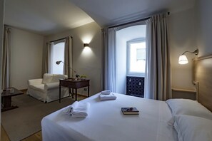 1 slaapkamer, een strijkplank/strijkijzer, wifi, beddengoed