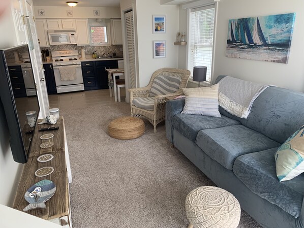 Smart TV, books, offices