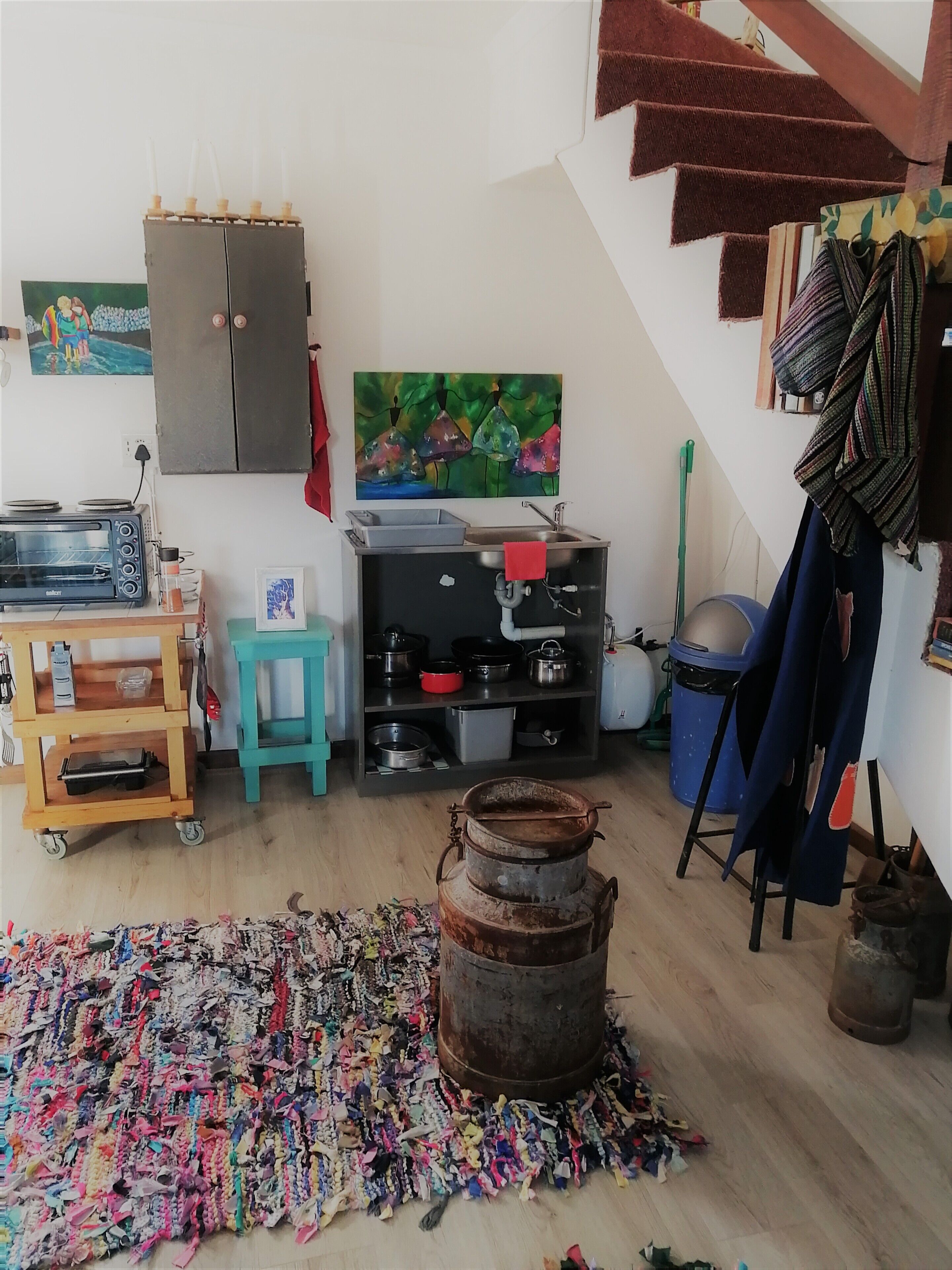 Unique apartment for 2, kick off your shoes and enjoy a comfortable stay.