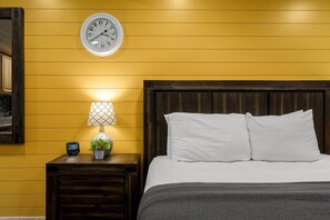 Ferros/tábuas de passar roupa, Wi-Fi de cortesia, roupa de cama