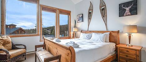 5 室のベッドルーム、アイロン / アイロン台、WiFi (無料)、ベッドシーツ