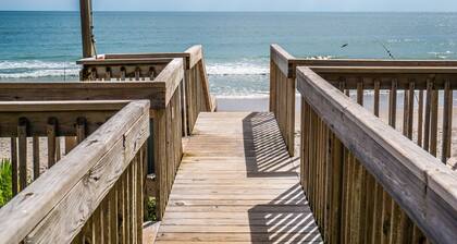 Gemini Dream #102 - Soundfront w/ Pool, Boat Dock, Elevator, Dogs Allowed!