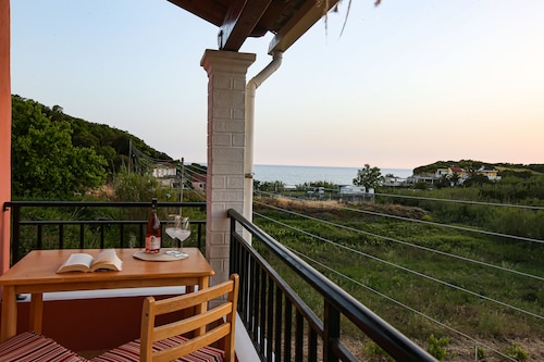 Teta's house sea view