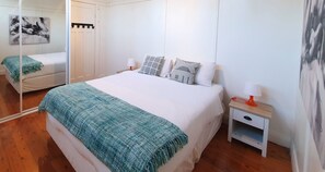 4 bedrooms, iron/ironing board, free WiFi, bed sheets