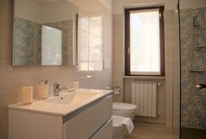Bathroom - Casa Silvy (Baveno)